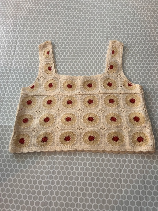 Rebellion Tops - Rebellion Cream Crochet Camisole with Rusty Dark Orange Star Burst Crop Size S